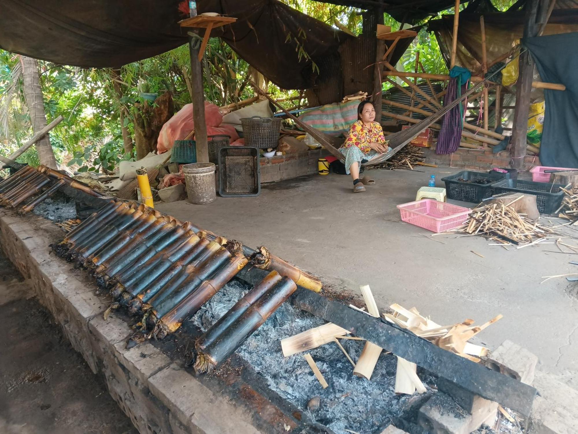 Family Batcave Homestay Battambang Exterior photo